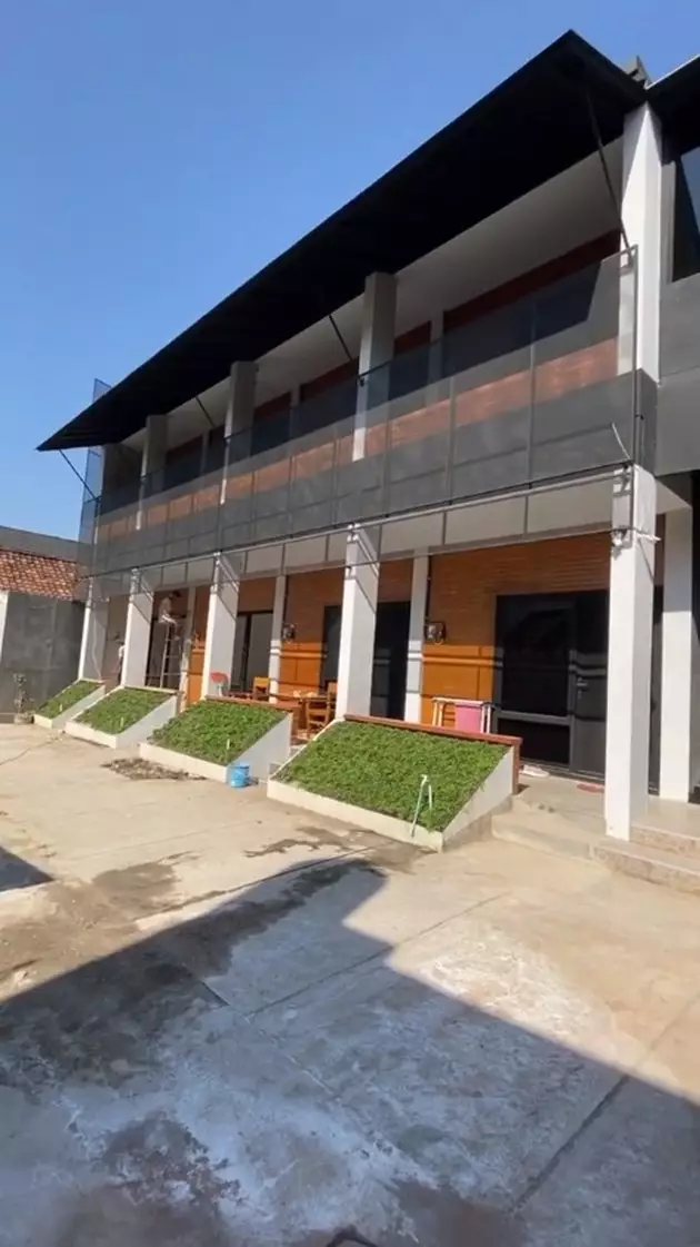 tantri kost Berbagai sumber