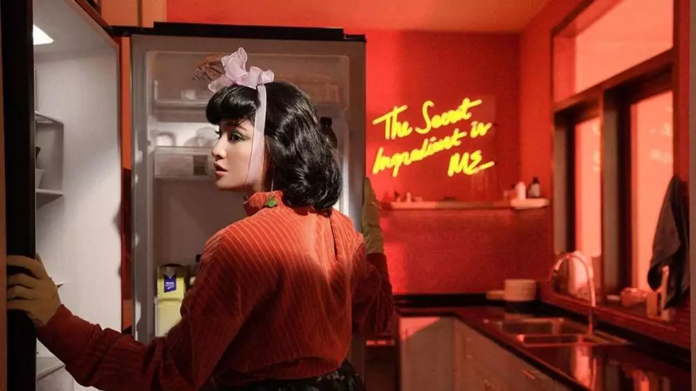 marshanda pendek Berbagai sumber