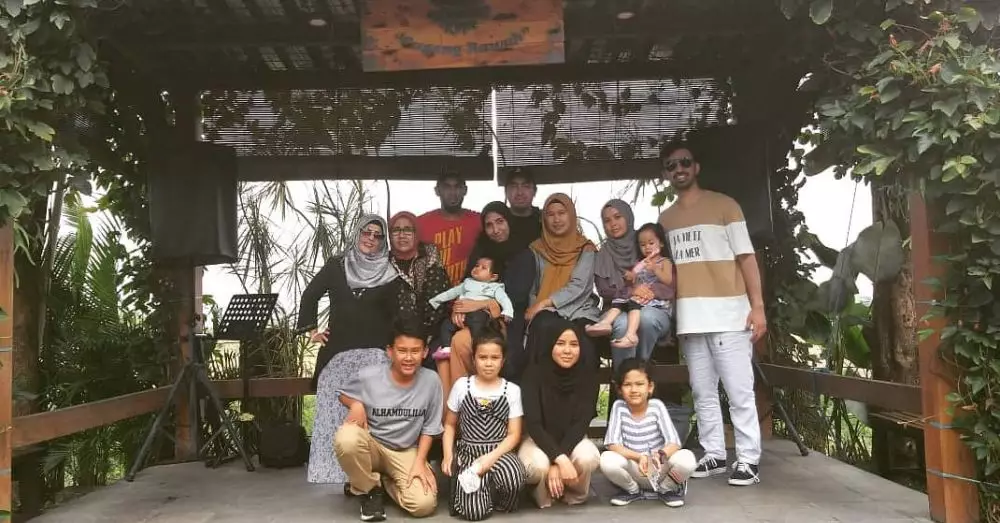 Reza D' Academy dan keluarga © 2020 brilio.net Reza D' Academy dan keluarga © 2020 brilio.net