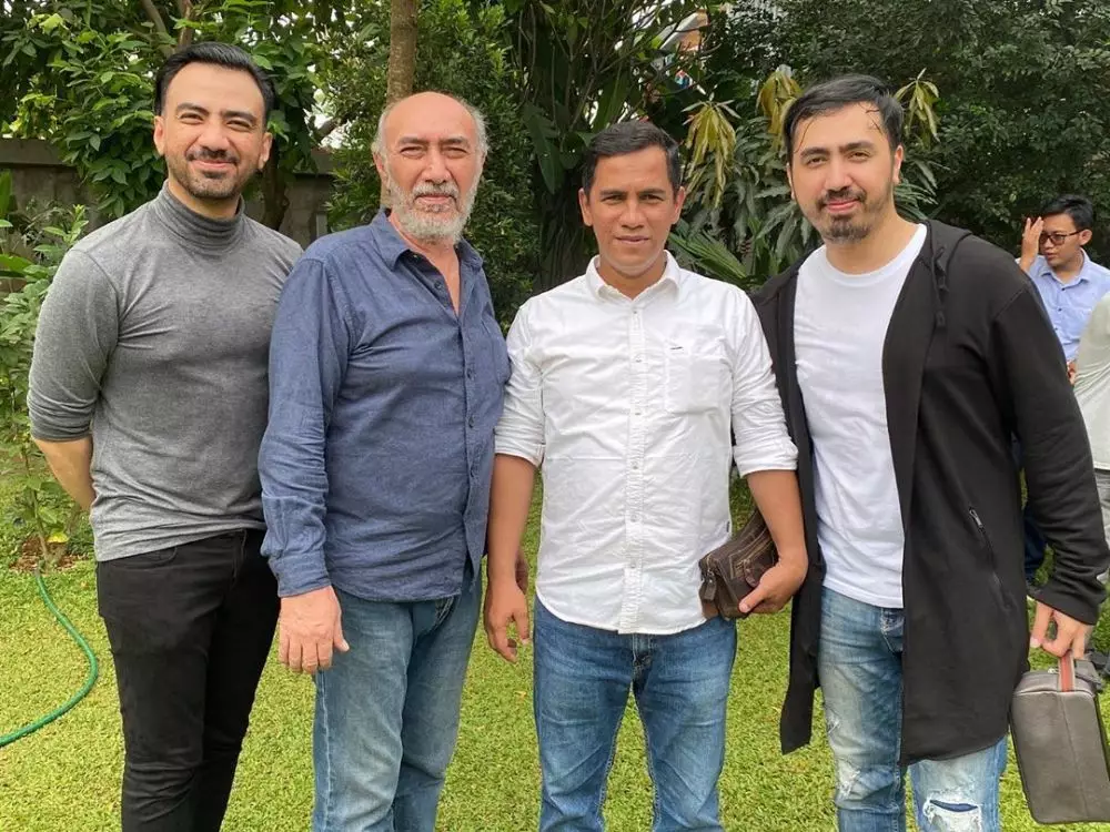 Reza D' Academy dan keluarga © 2020 brilio.net Reza D' Academy dan keluarga © 2020 brilio.net