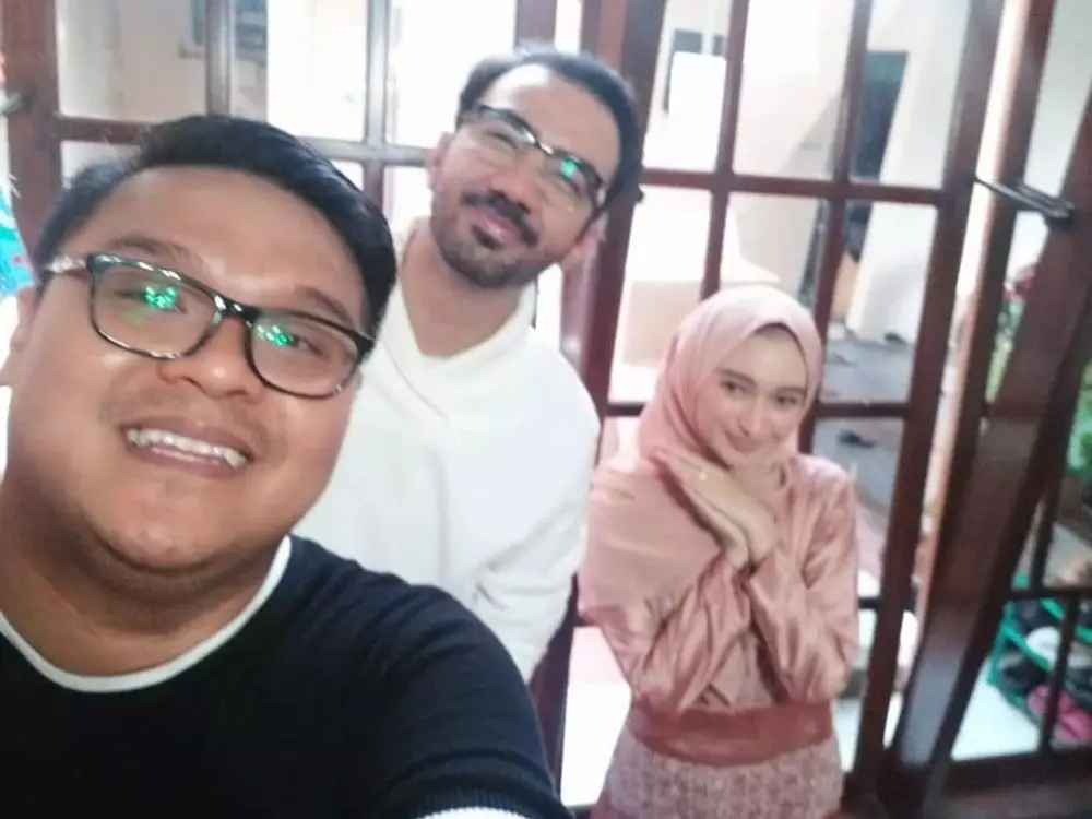 Momen kebersamaan Reza D'Academy dan Valda Alviana Instagram  Momen kebersamaan Reza D'Academy dan Valda Alviana Instagram