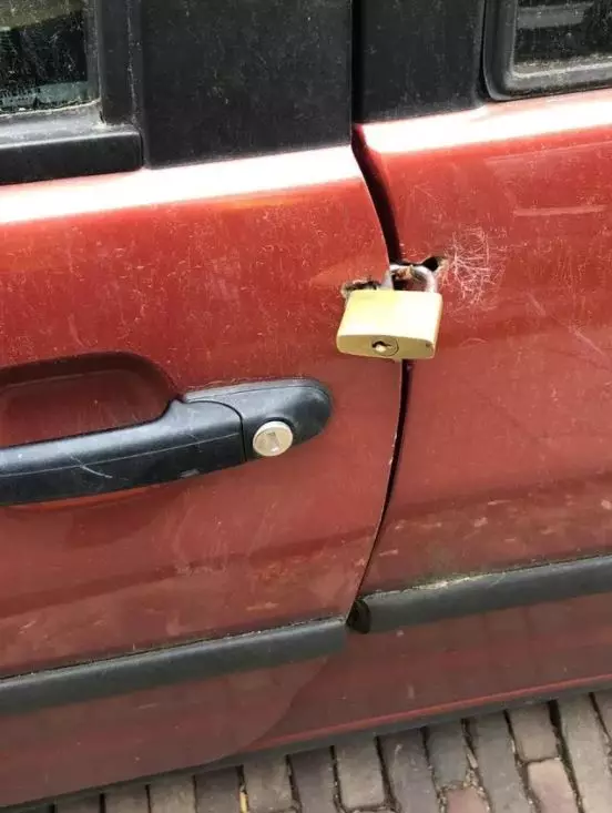 modifikasi pintu mobil  Berbagai Sumber