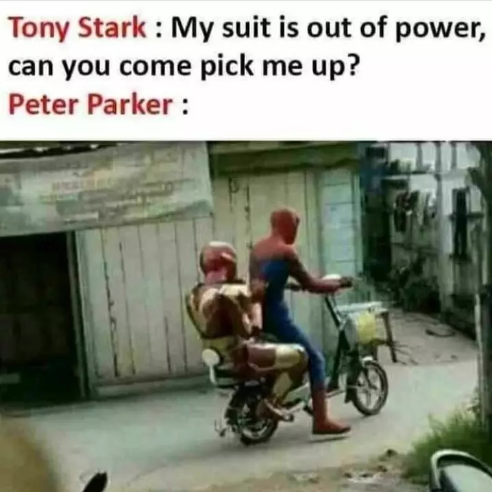 Pengendara pakai kostum superhero Berbagai sumber Pengendara pakai kostum superhero Berbagai sumber