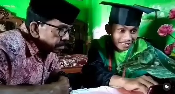 Ayah gantikan peran rektor Instagram/@makassar_iinfo