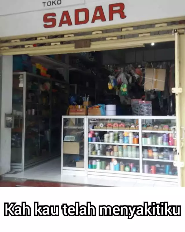 Meme cinta ini membunuhku Facebook/ Nur Fitya Maulida