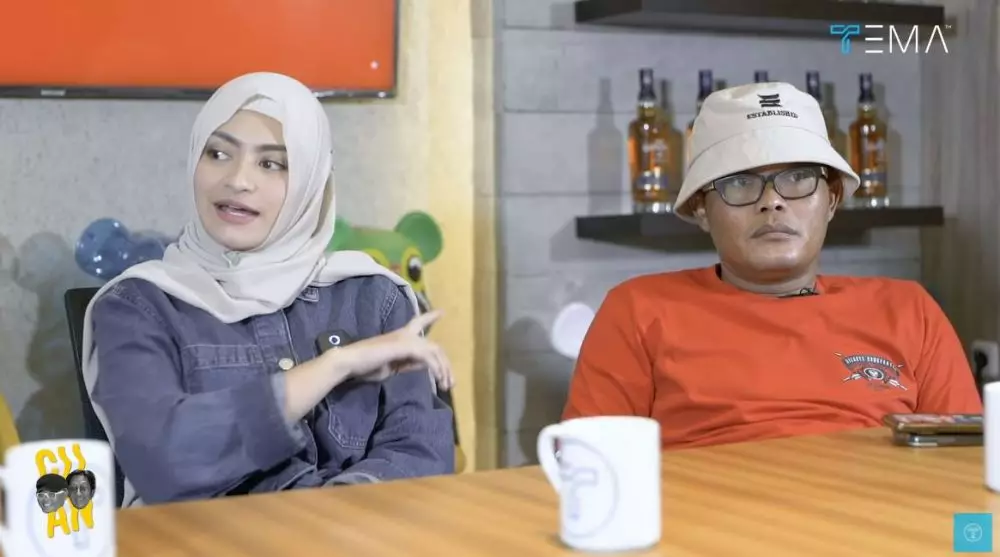 pertemuan pertama Sule dan Nathalie berbagai sumber pertemuan pertama Sule dan Nathalie berbagai sumber