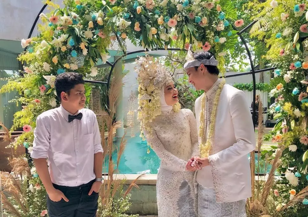 Seleb pasrah jadi obat nyamuk Berbagai Sumber