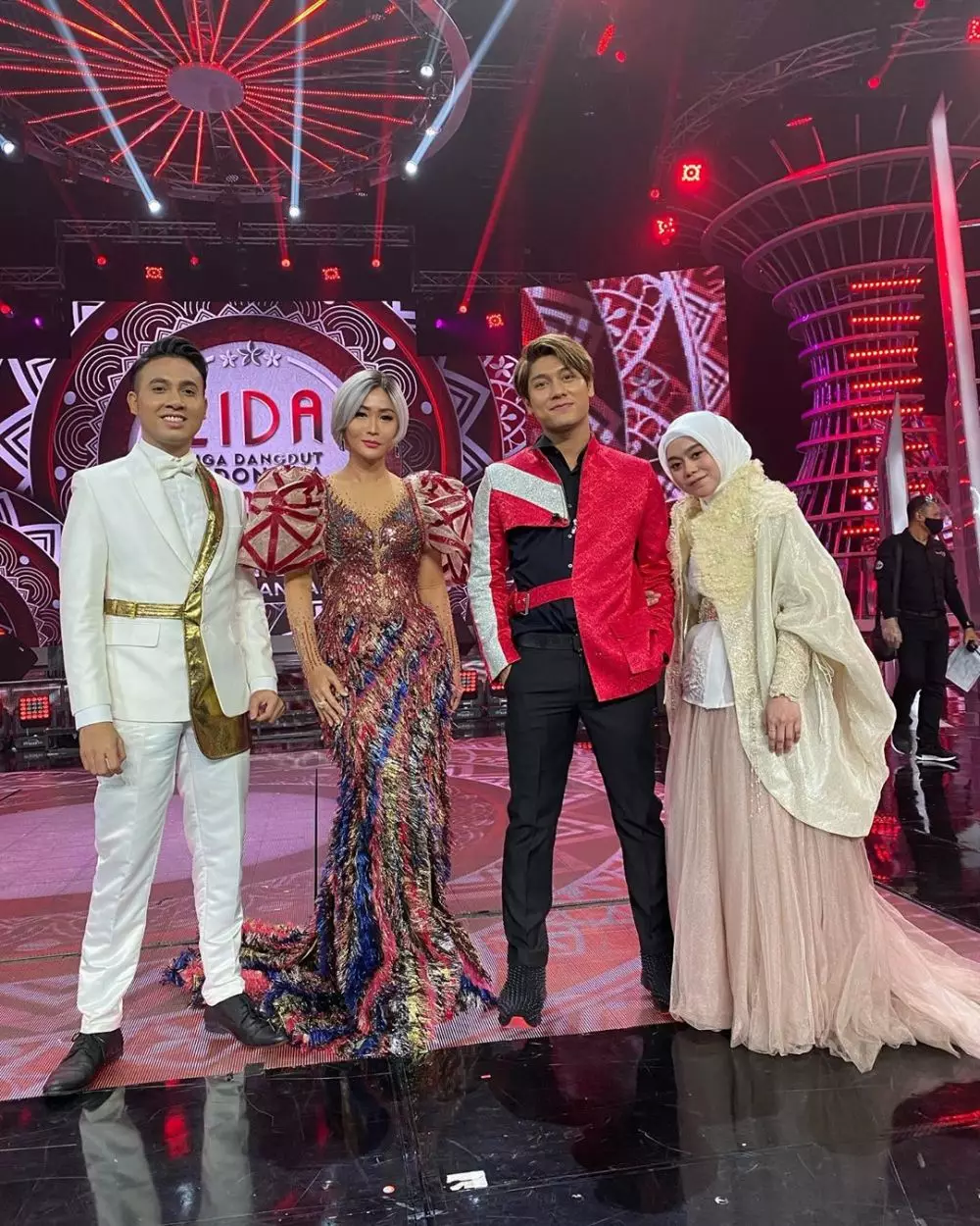 Dukungan Inul untuk Leslar Instagram