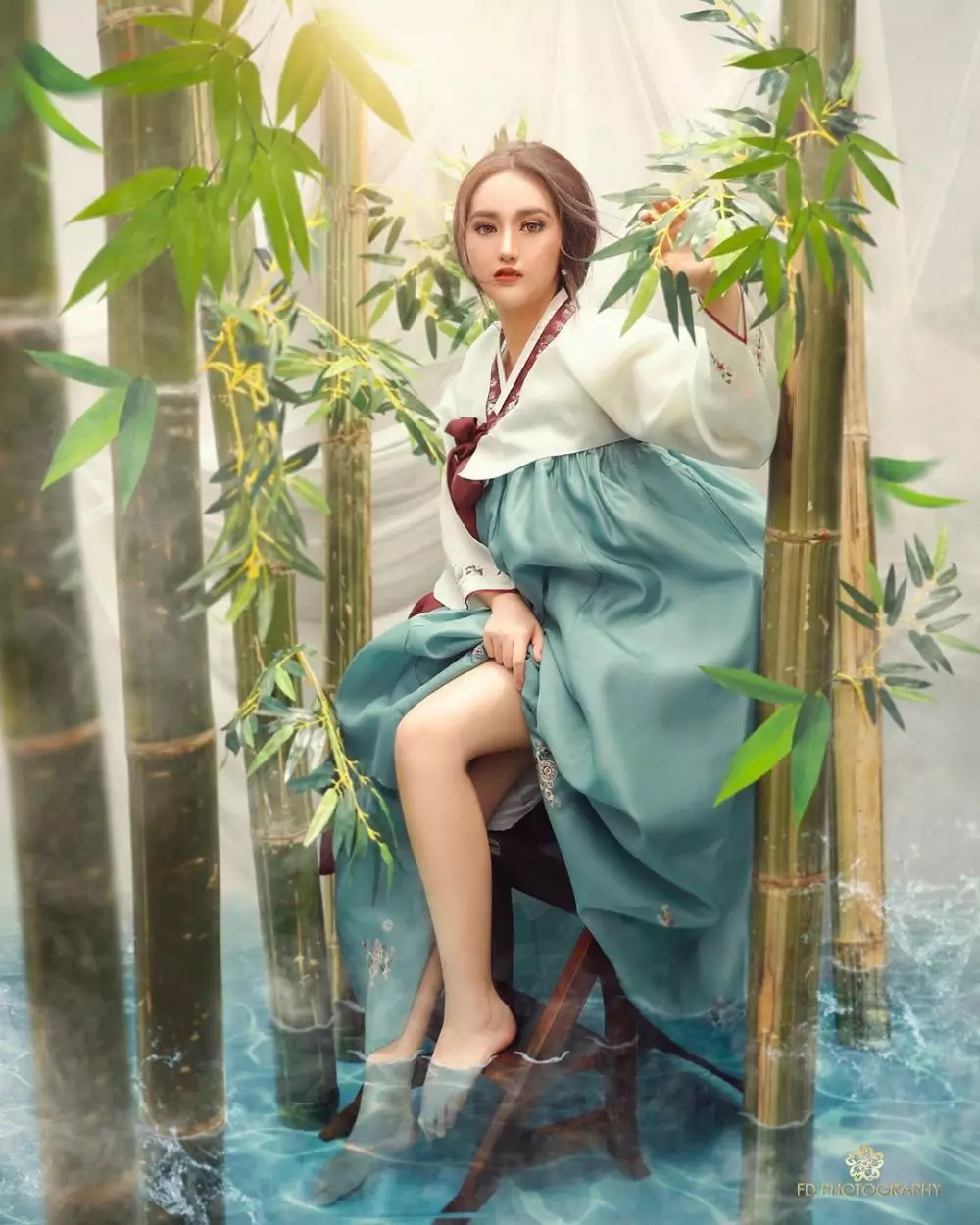 seleb pemotretan dengan hanbok © 2020 Instagram seleb pemotretan dengan hanbok © 2020 Instagram