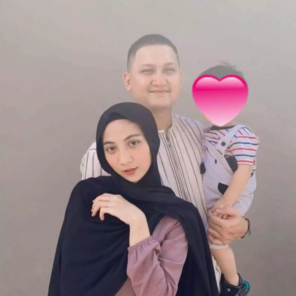 juan mantan syahnaz Berbagai sumber