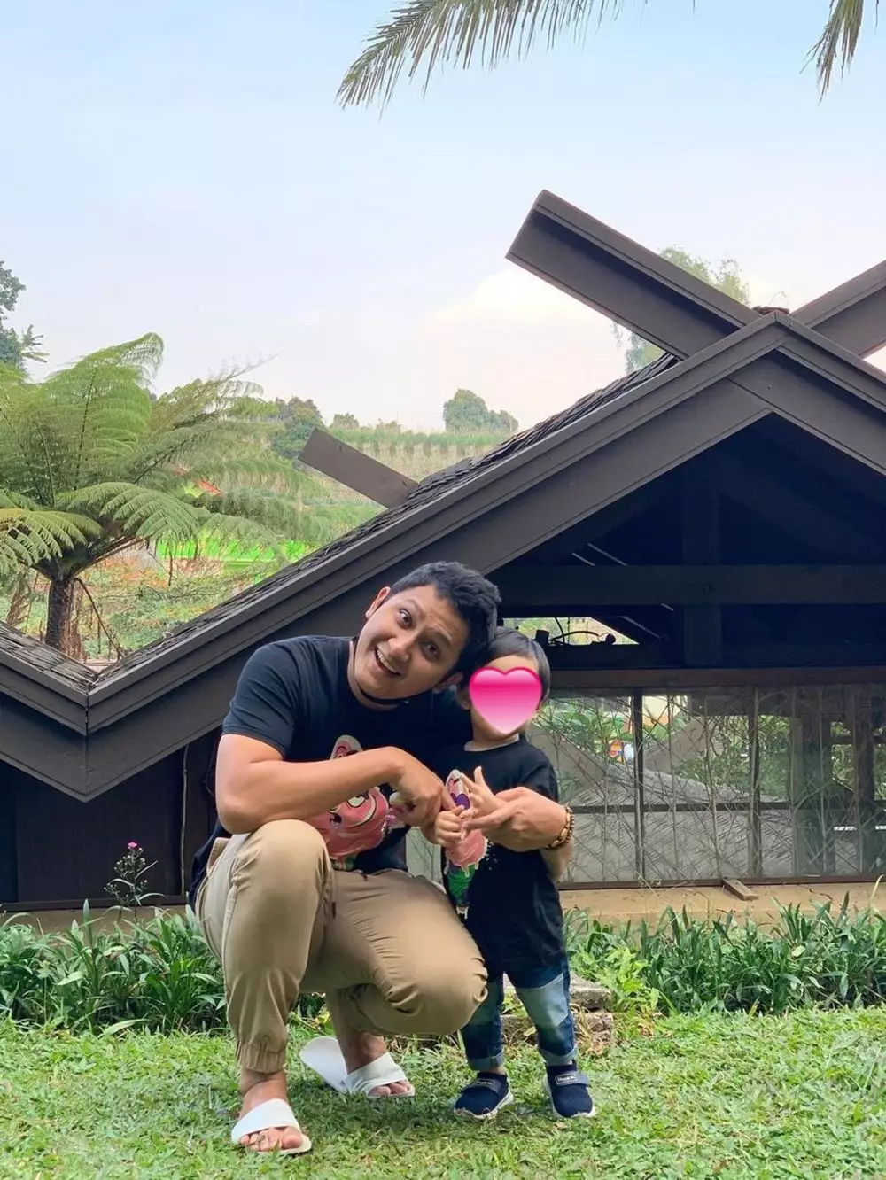 juan mantan syahnaz Berbagai sumber