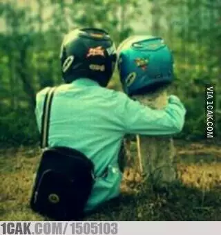 jomblo pura-pura punya pacar  Berbagai Sumber jomblo pura-pura punya pacar  Berbagai Sumber