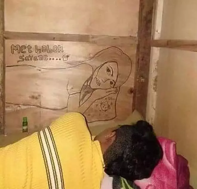 jomblo pura-pura punya pacar  Berbagai Sumber jomblo pura-pura punya pacar  Berbagai Sumber