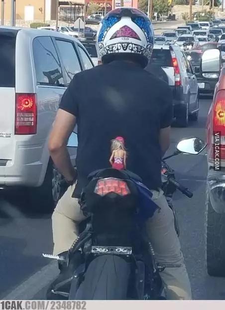 jomblo pura-pura punya pacar  Berbagai Sumber jomblo pura-pura punya pacar  Berbagai Sumber