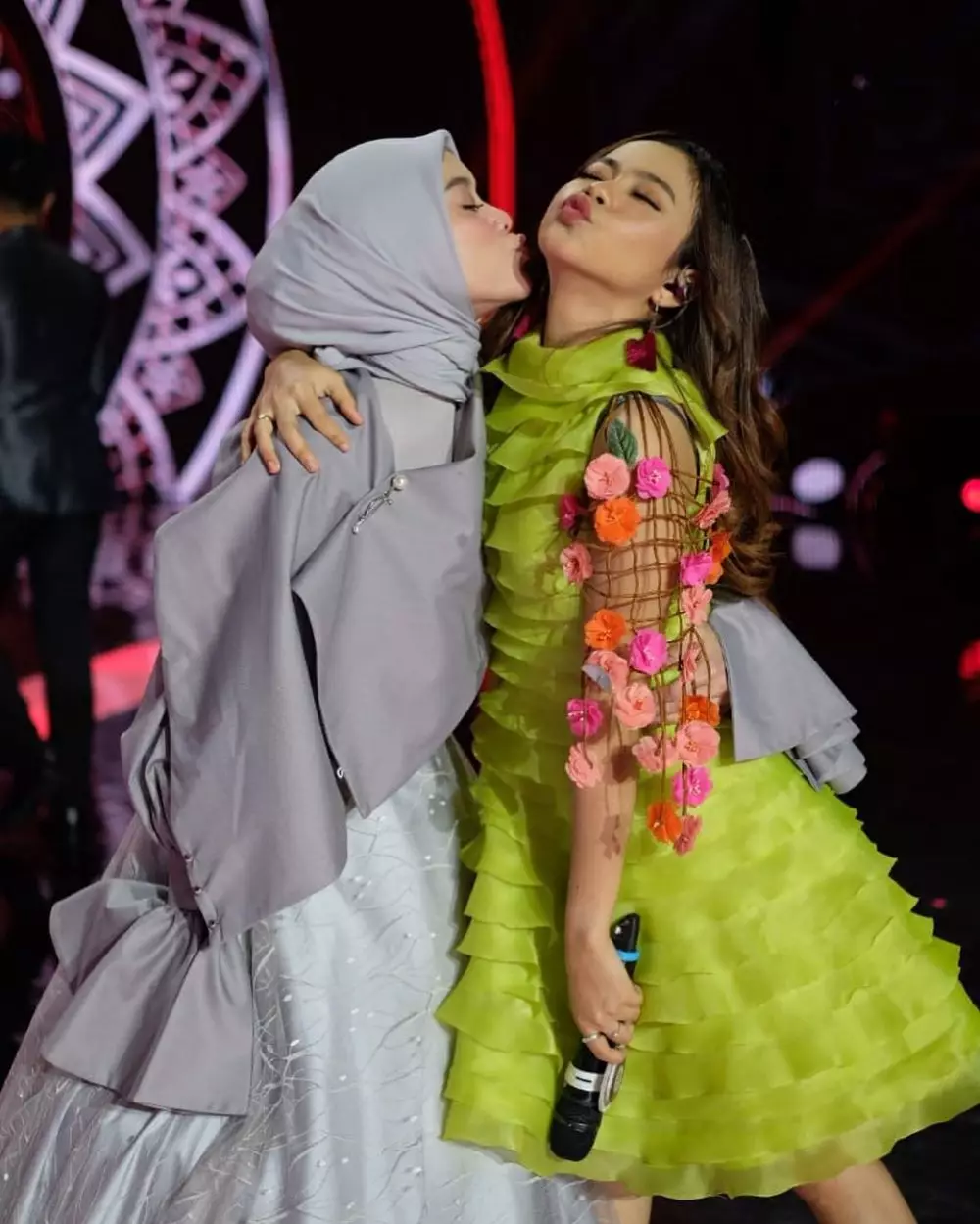 Kedekatan Lesty dan Rara © 2020 brilio.net Kedekatan Lesty dan Rara © 2020 brilio.net