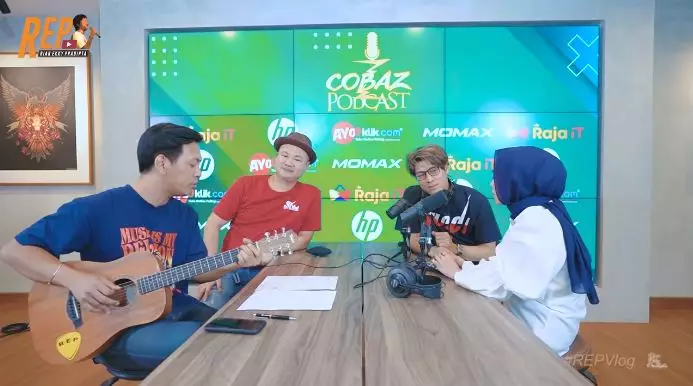 Lagu Rian untuk Lesty Billar © 2020 brilio.net Lagu Rian untuk Lesty Billar © 2020 brilio.net