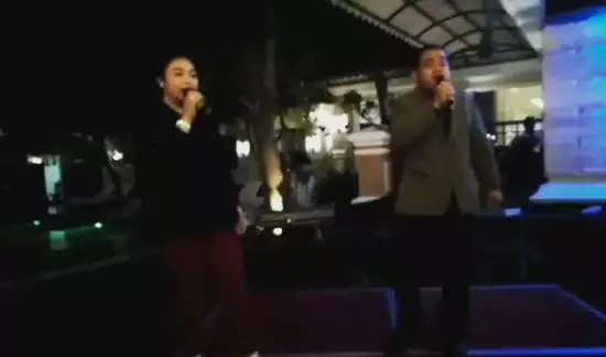 Yan ketemu bambang Berbagai sumber Yan ketemu bambang Berbagai sumber