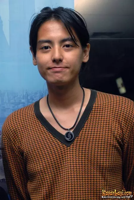 Roger Danuarta saat awal karier Berbagai Sumber