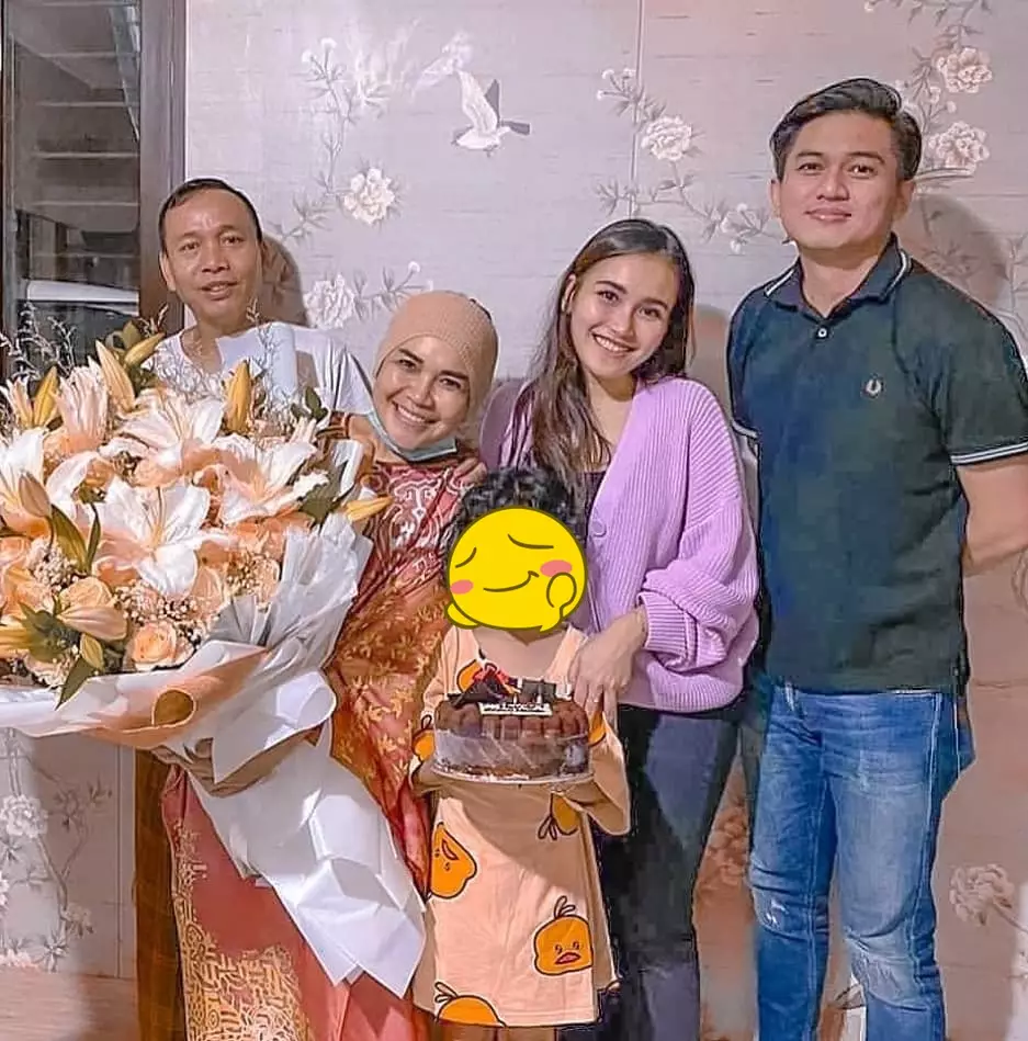 sosok calon suami Ayu Ting Ting © 2020 brilio.net sosok calon suami Ayu Ting Ting © 2020 brilio.net