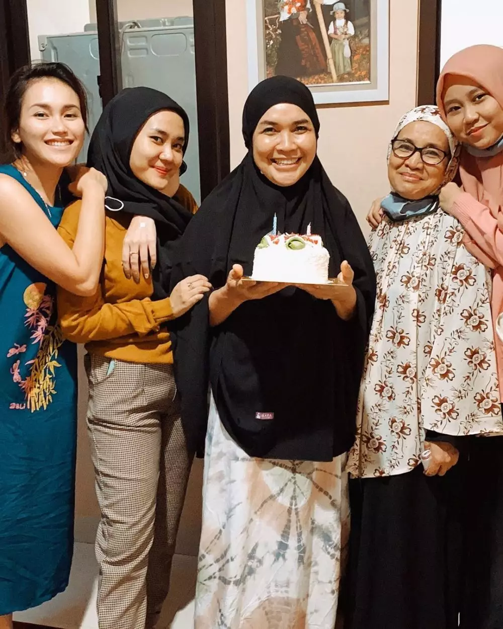 sosok calon suami Ayu Ting Ting © 2020 brilio.net sosok calon suami Ayu Ting Ting © 2020 brilio.net