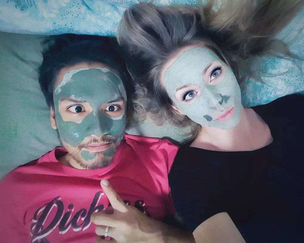 Randy Pangalila dan istri bulenya  Instagram