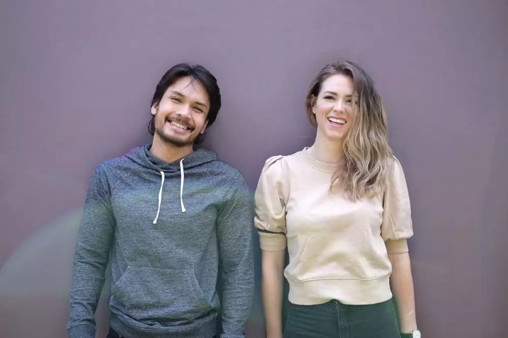 Randy Pangalila dan istri bulenya  Instagram