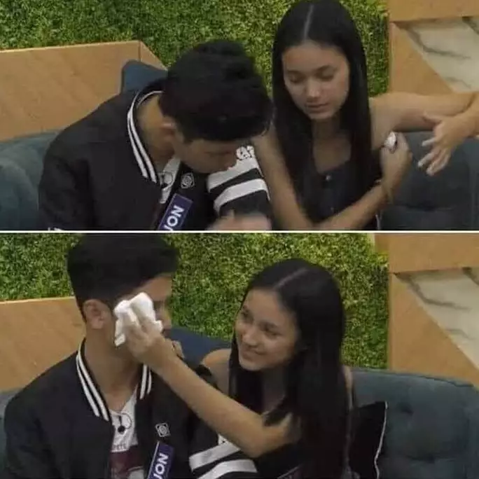 momen pacaran di tempat umum  Instagram momen pacaran di tempat umum  Instagram