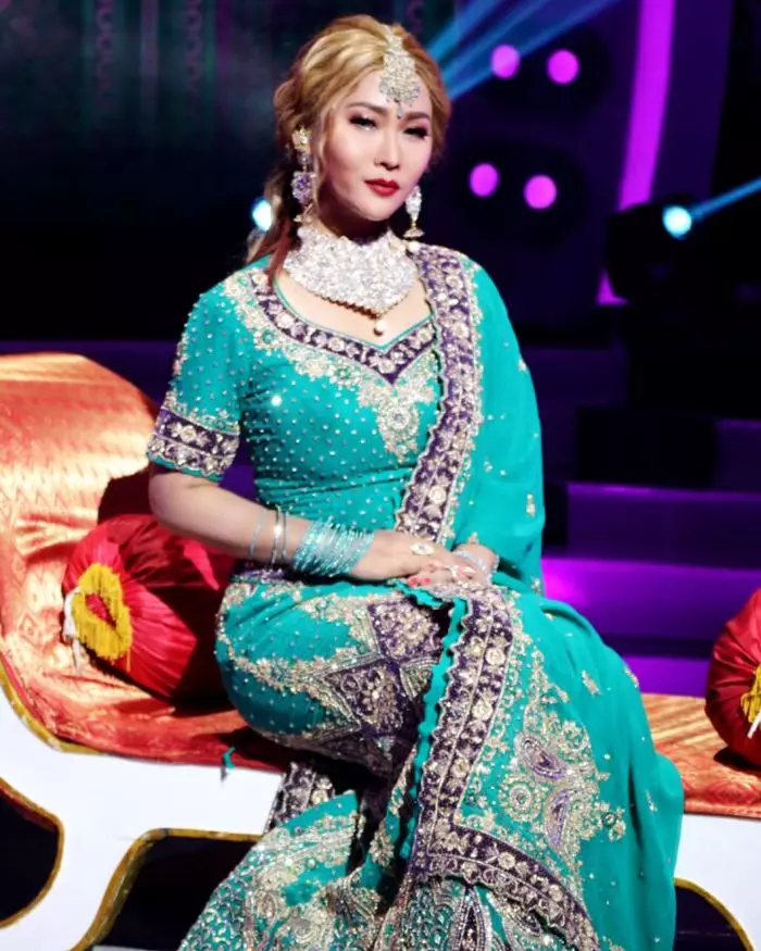 pedangdut pakai sari   © 2020 brilio.net