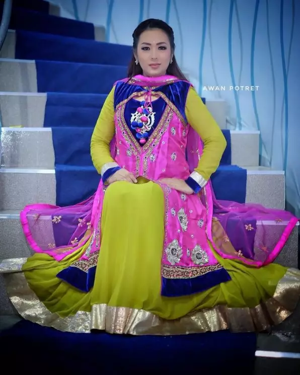 pedangdut pakai sari   © 2020 brilio.net