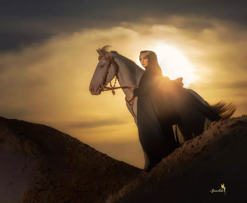 Yulita pemotretan sama kuda instagram Yulita pemotretan sama kuda instagram