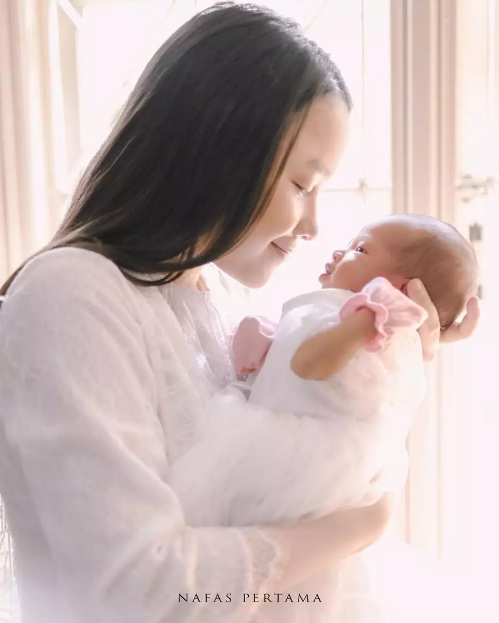 Potret terbaru Anjani Dina © 2020 brilio.net Potret terbaru Anjani Dina © 2020 brilio.net