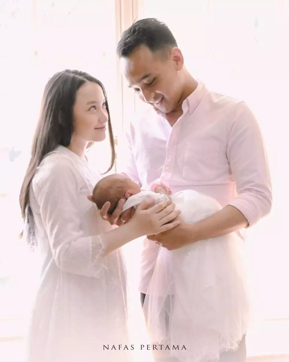 Potret terbaru Anjani Dina © 2020 brilio.net Potret terbaru Anjani Dina © 2020 brilio.net