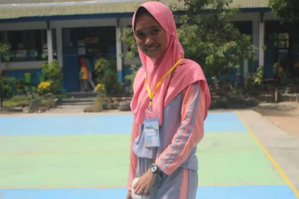 Potret lawas pedangdut saat SMP berbagai sumber