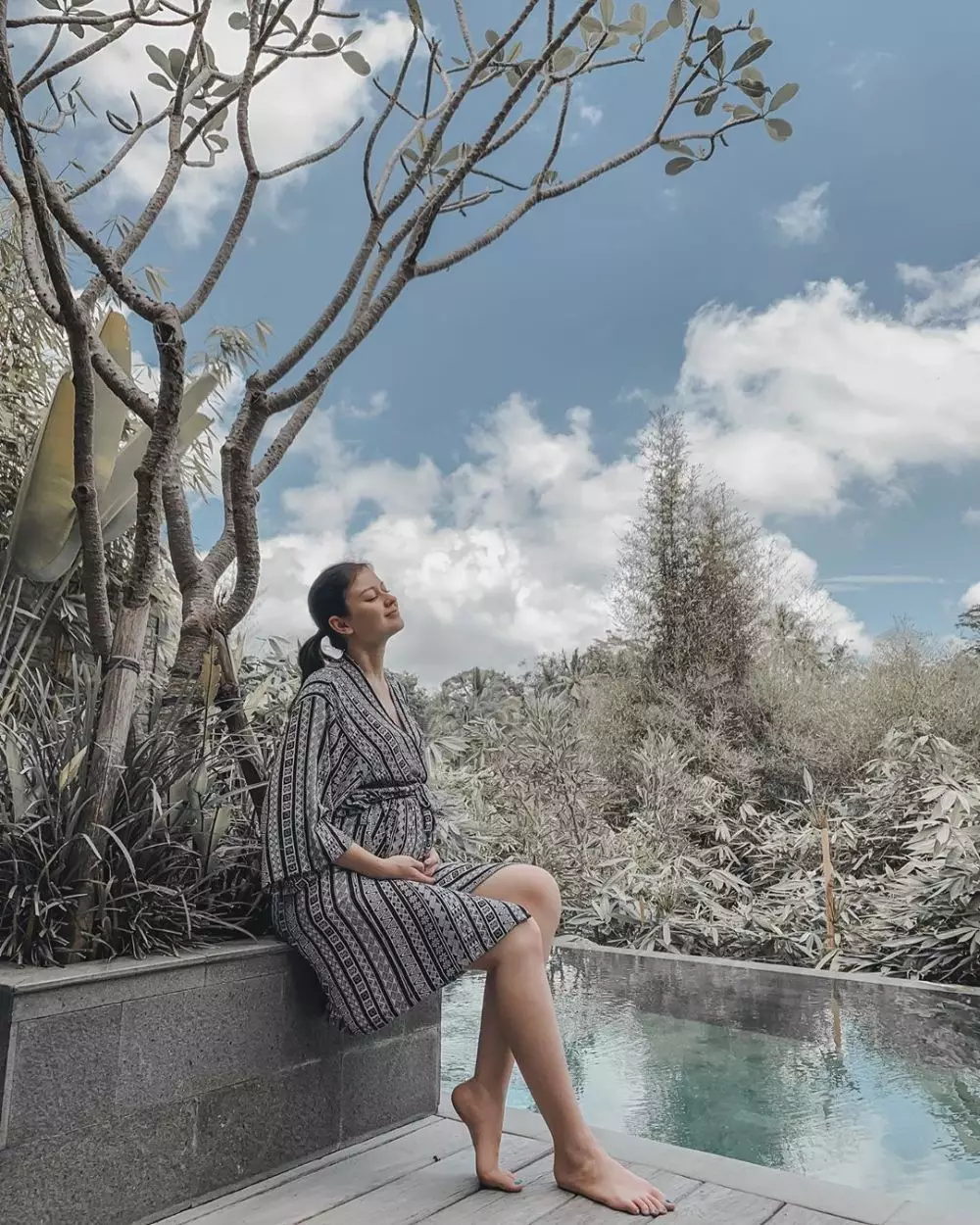 momen seru Kimberly Ryder dan keluarga saat babymoon © 2020 brilio.net momen seru Kimberly Ryder dan keluarga saat babymoon © 2020 brilio.net