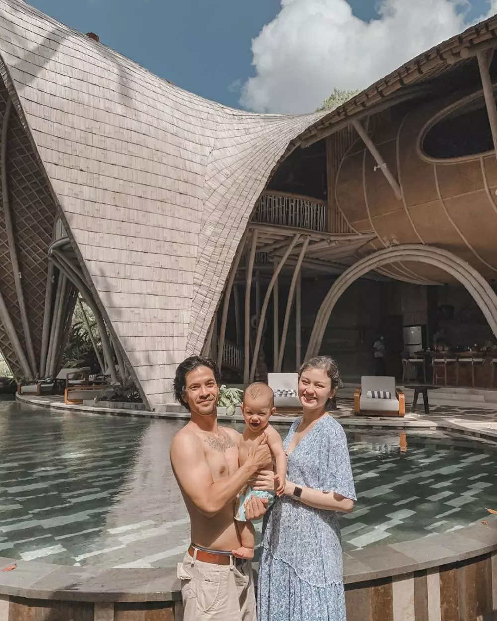 momen seru Kimberly Ryder dan keluarga saat babymoon © 2020 brilio.net momen seru Kimberly Ryder dan keluarga saat babymoon © 2020 brilio.net