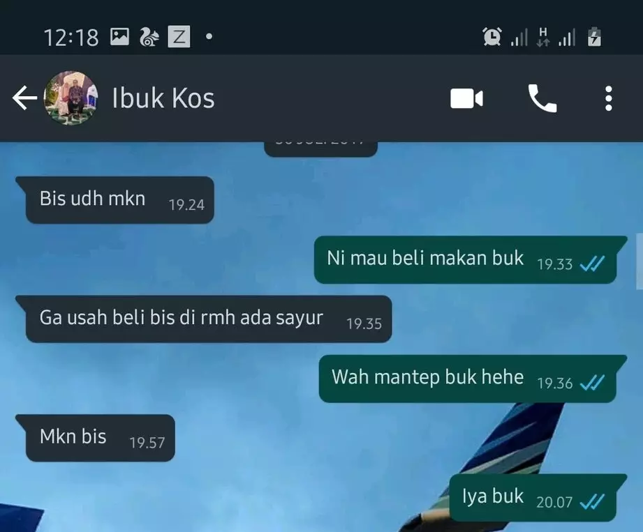ibu kos bagi makanan Twitter