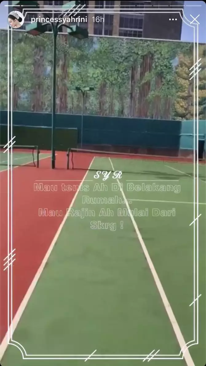 lapangan tenis Syahrini Instagram