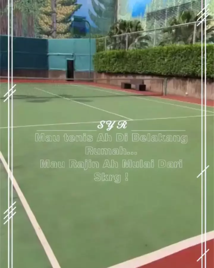 lapangan tenis Syahrini Instagram