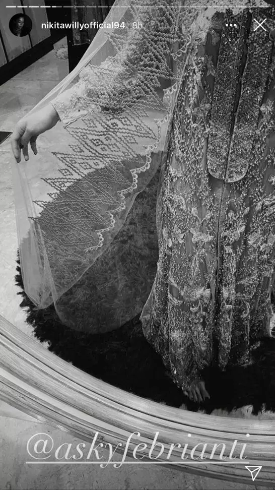 Nikita Willy fitting baju © 2020 brilio.net Nikita Willy fitting baju © 2020 brilio.net