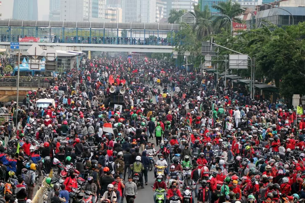 Demo Harmoni © 2020 brilio.net