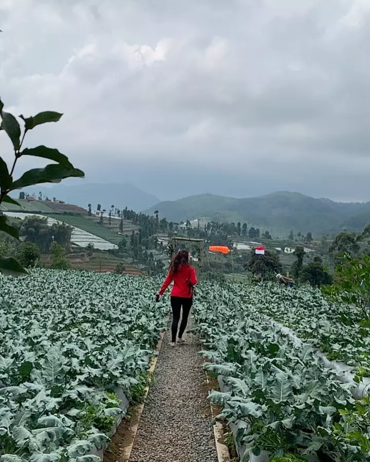 Momen liburan Aura Kasih Instagram