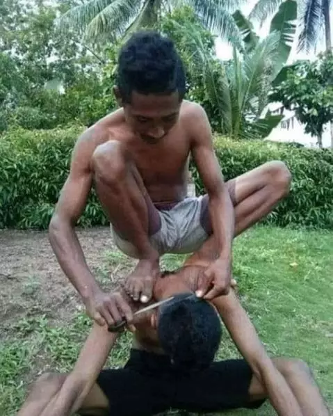 aksi antimainstream potong rambut Berbagai Sumber aksi antimainstream potong rambut Berbagai Sumber