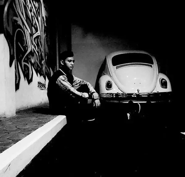 polisi ganteng uu cipta kerja Berbagai sumber