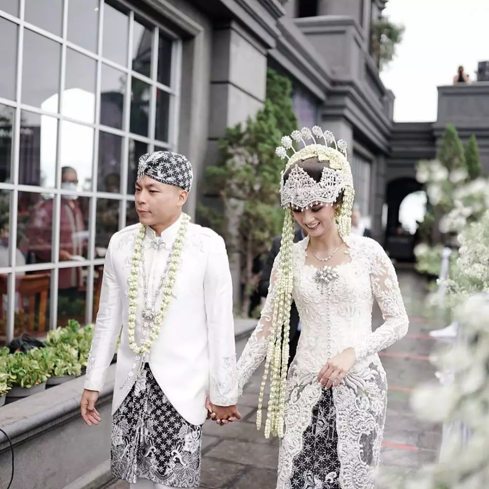 Atries Eric menikah Instagram