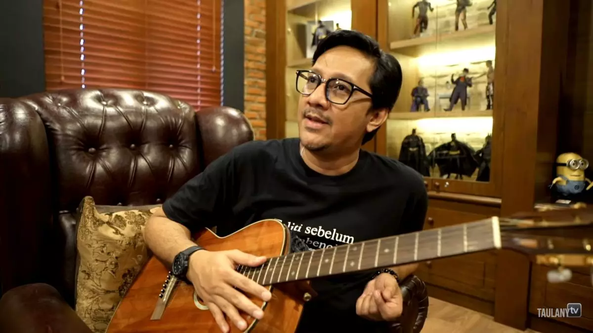 Tajir melintir, 4 seleb ini miliki rumah berhias emas