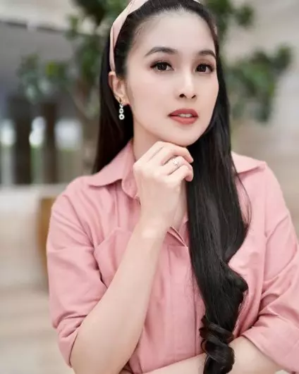 Kisah 7 seleb jadi pendonor ASI, terbaru Ussy Sulistiawaty berbagai sumber Kisah 7 seleb jadi pendonor ASI, terbaru Ussy Sulistiawaty berbagai sumber