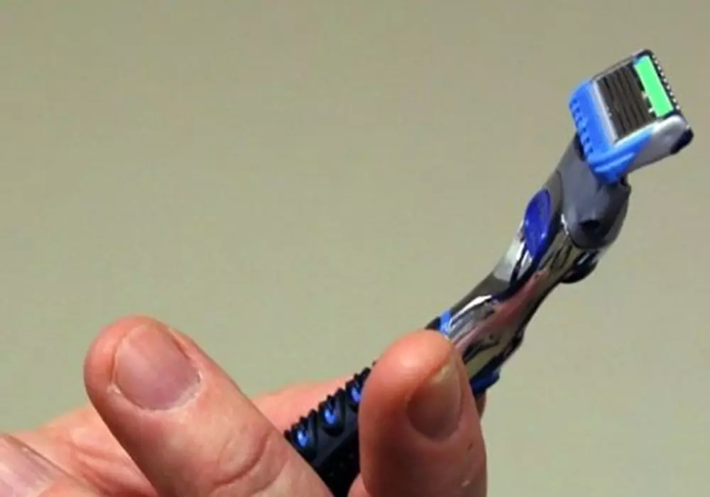 10 Tips bercukur © 2020 brilio.net