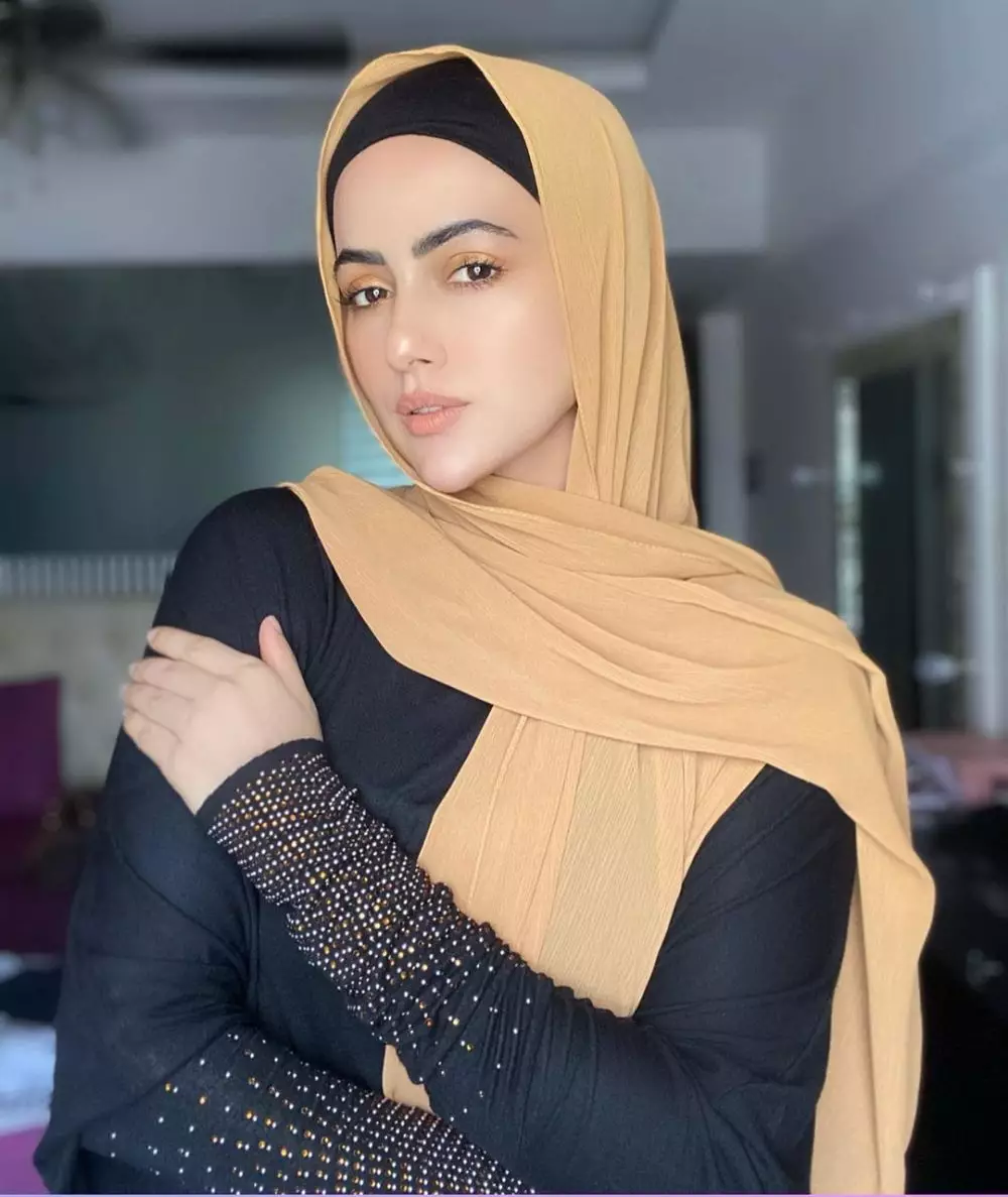 Sana Khan pensiun Instagram