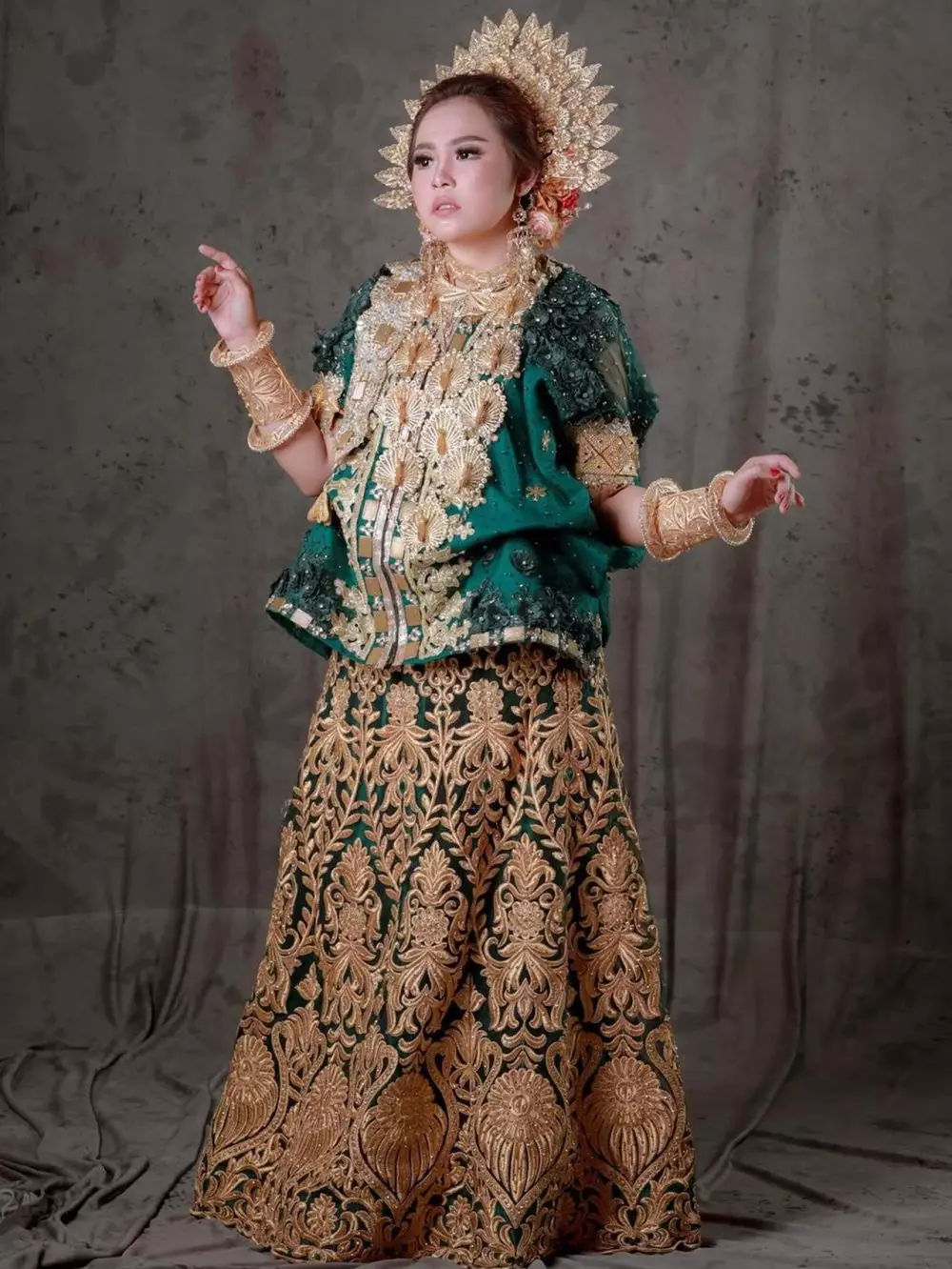 Seleb pakai baju Bodo Instagram Seleb pakai baju Bodo Instagram