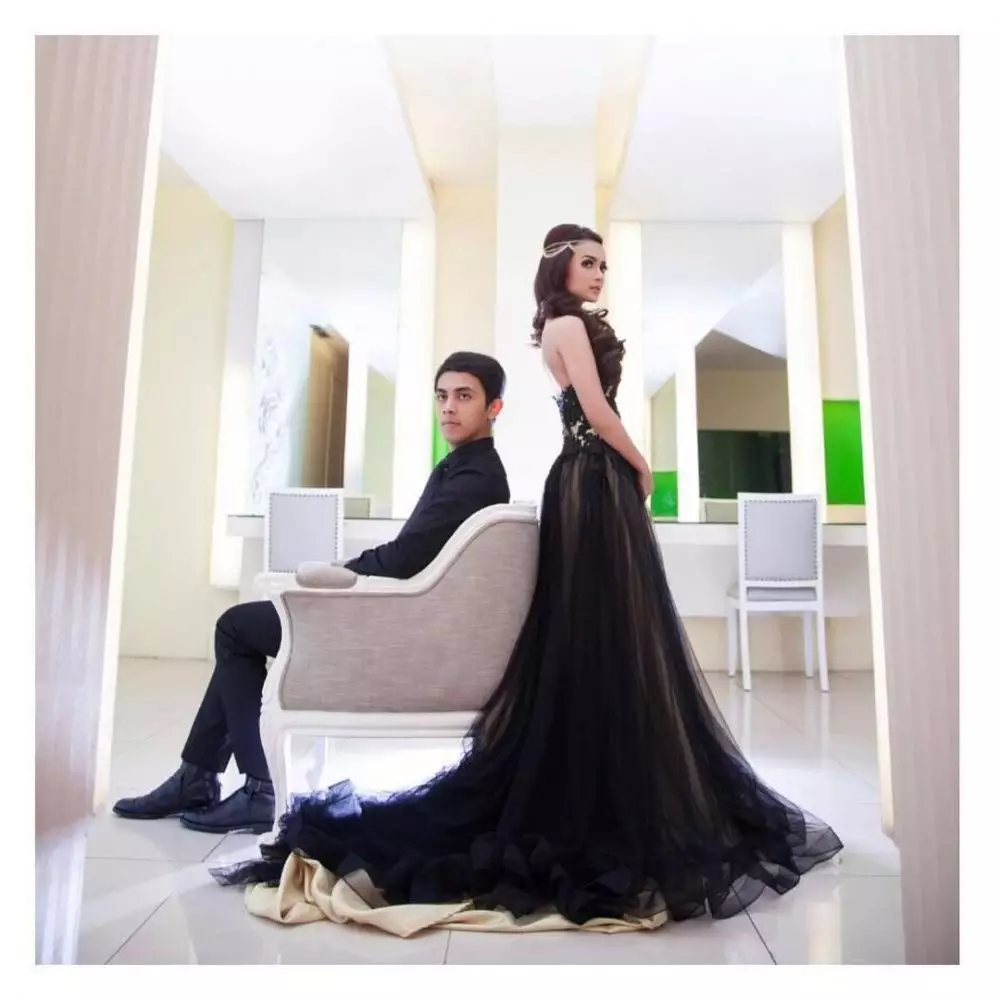 pemain dunia terbalik dan pasangan © 2020 Instagram pemain dunia terbalik dan pasangan © 2020 Instagram